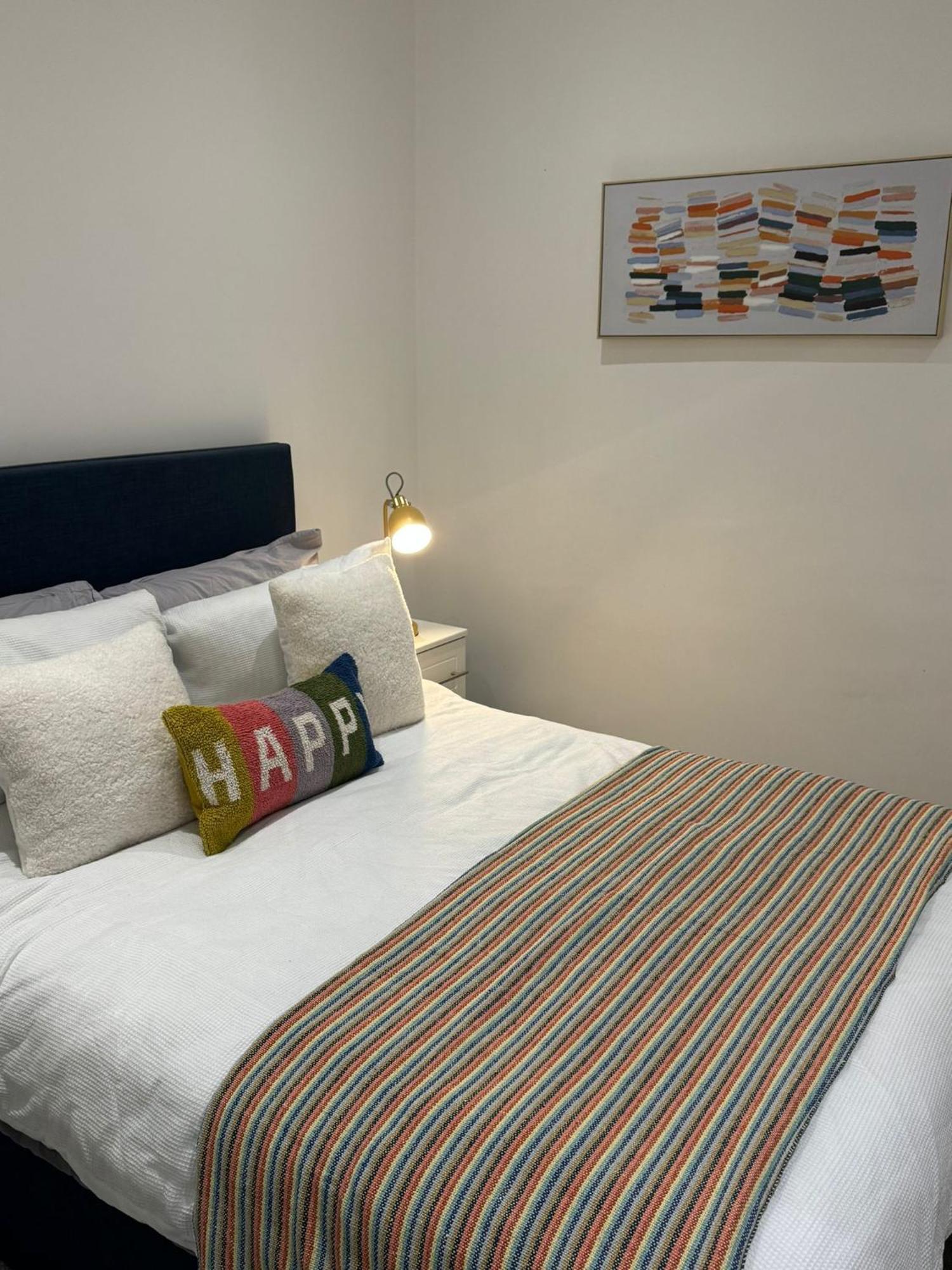 Modern Apartment With Sea Views Portrush Exterior photo
